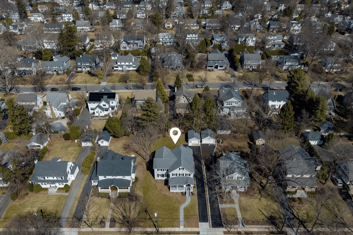 Aerial view of Ridgewood, NJ neighborhood with home highlighted